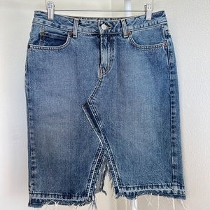 Lucky Brand Distressed Frayed Denim Jean Skirt Size 8